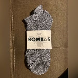 NWT bombas socks gray size large